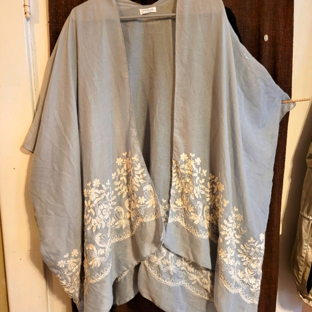 Chic Soul Kimono/Shawl